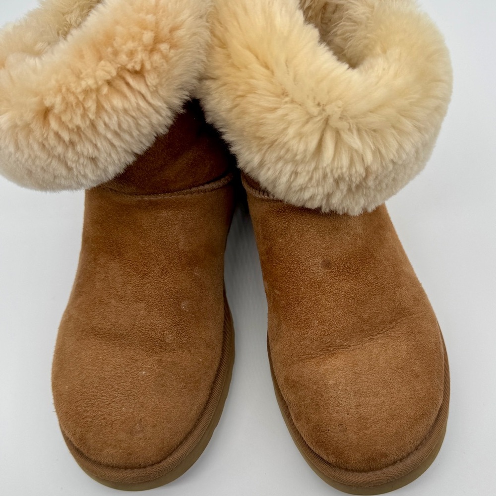 UGG boots size 9